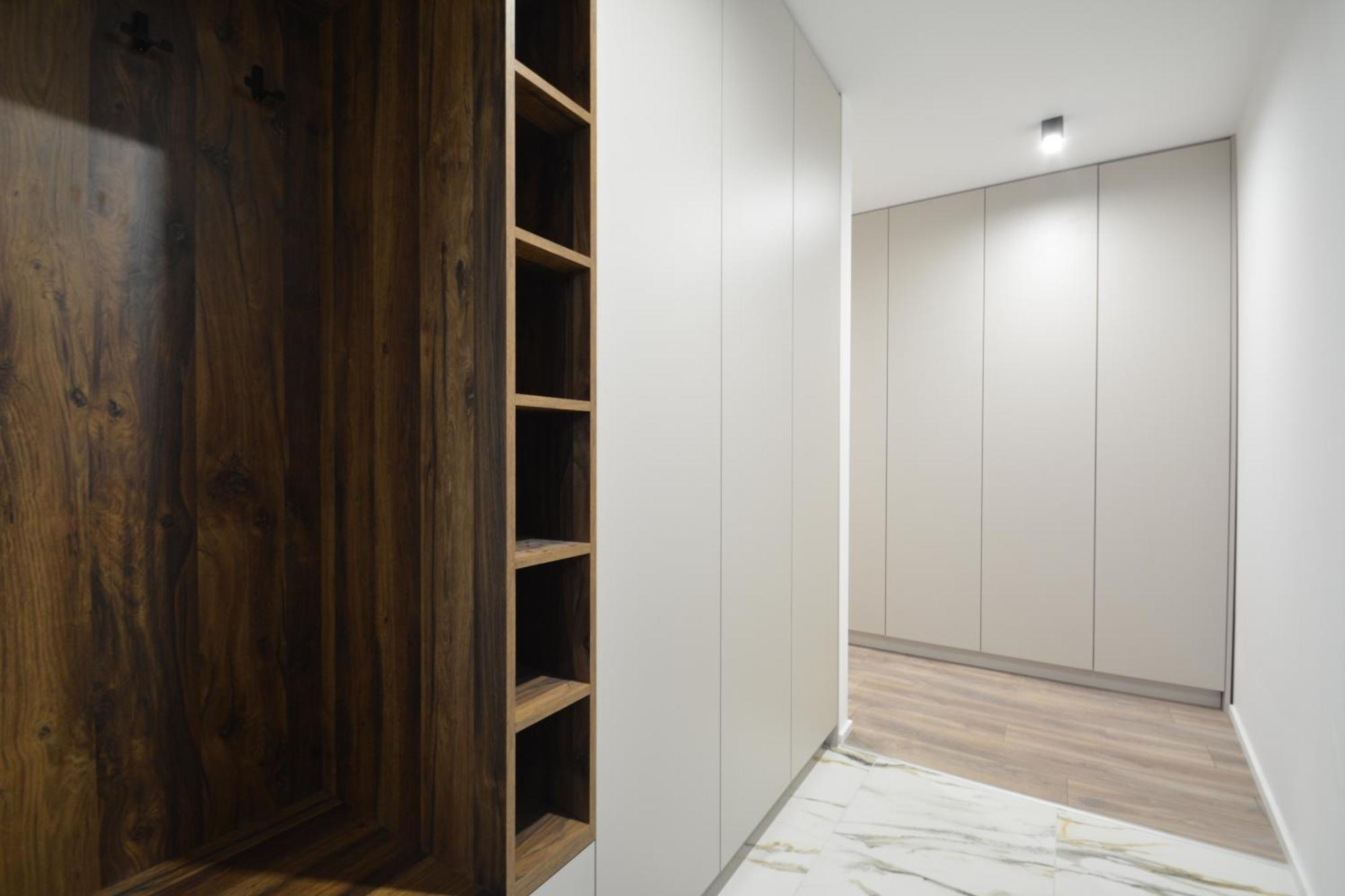 Project Ik Luxury Apartments Sered' Luaran gambar